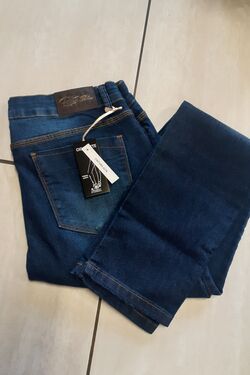 Calça Jeans Feminina Plus Size Cigarrete Riluts